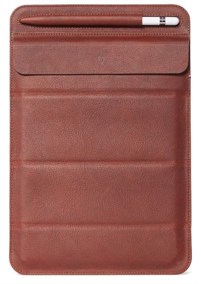 Decoded foldbar Slim-sleeve til iPad i brun læder  